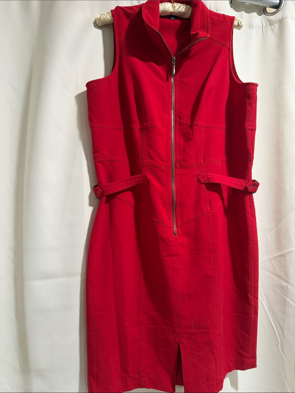 Sharagano Women’s Bright Red Zip-Up Dress